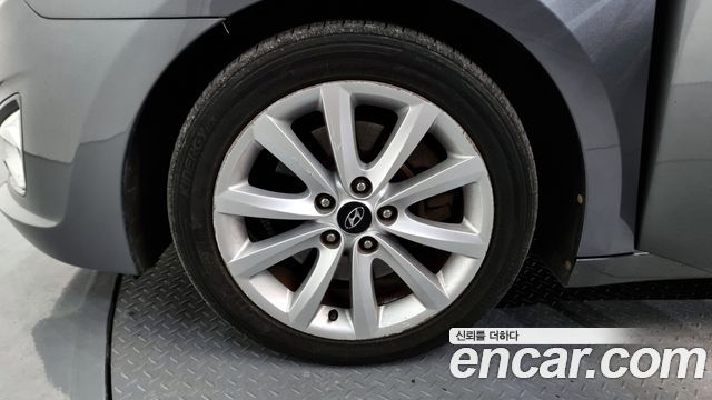 Hyundai i40 2012 — photo 5
