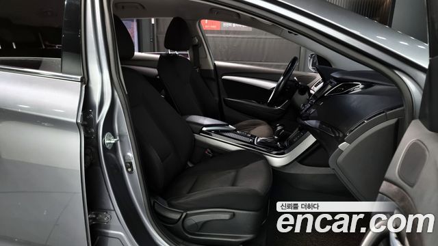Hyundai i40 2012 — photo 10