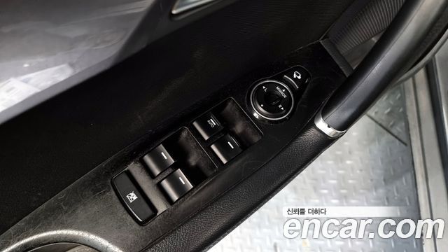 Hyundai i40 2012 — photo 17