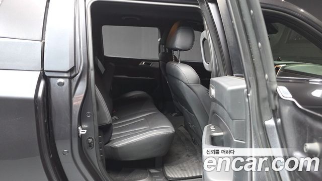 KG Mobility Rexton 2019 — photo 12