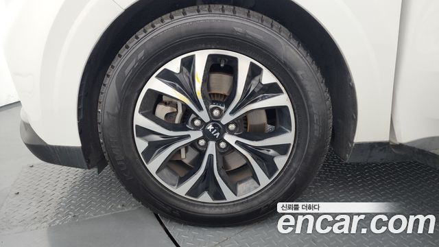Kia Canival 2021 — photo 5