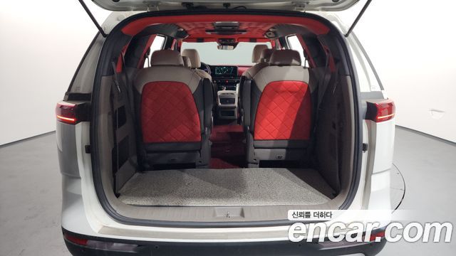 Kia Canival 2021 — photo 20