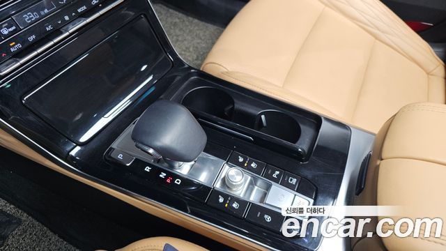 Kia K7 2021 — photo 9
