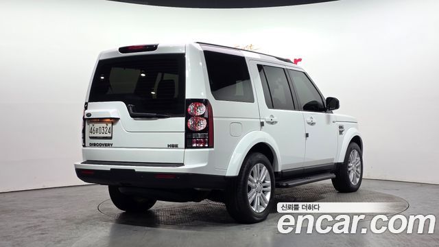 Land Rover Discovery 2016 — photo 2