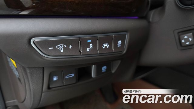 Genesis EQ900 2017 — photo 16