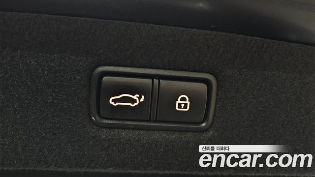 Genesis EQ900 2017 — photo 20