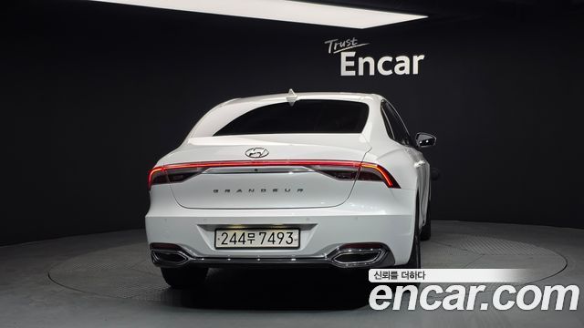 Hyundai Grandeur 2022 — photo 4
