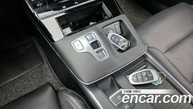 Hyundai Grandeur 2022 — photo 9