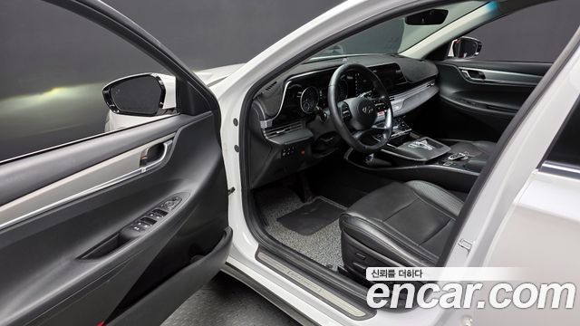 Hyundai Grandeur 2022 — photo 11