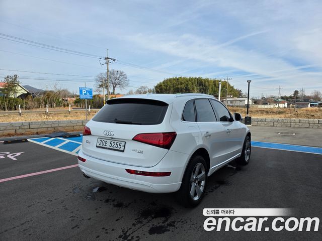 Audi Q5 2015 — photo 8