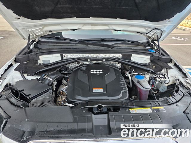 Audi Q5 2015 — photo 9