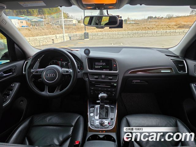 Audi Q5 2015 — photo 12