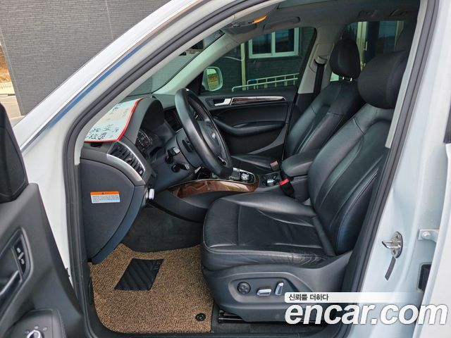 Audi Q5 2015 — photo 13