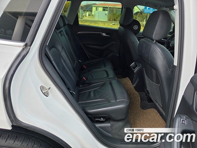 Audi Q5 2015 — photo 16