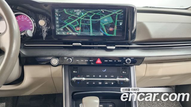 Kia Canival 2021 — photo 14