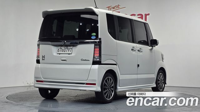 Honda N-BOX 2016 — photo 2