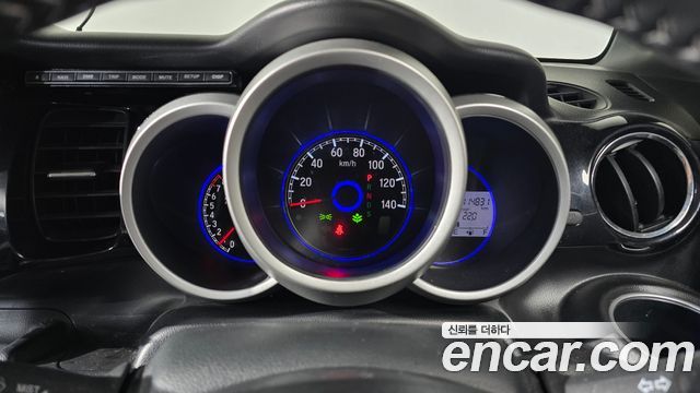 Honda N-BOX 2016 — photo 8