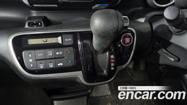 Honda N-BOX 2016 — photo 9