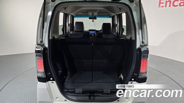Honda N-BOX 2016 — photo 20