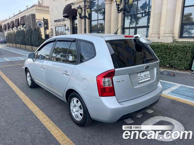 Kia Carens 2007 — photo 6