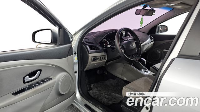Renault Korea SM3 2011 — photo 10