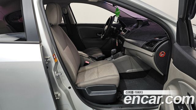 Renault Korea SM3 2011 — photo 11