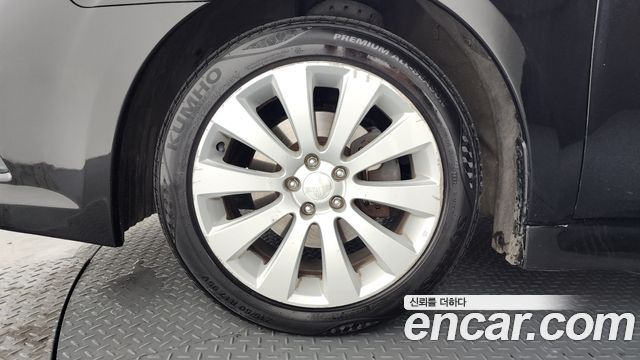 Subaru Legacy 2011 — photo 5