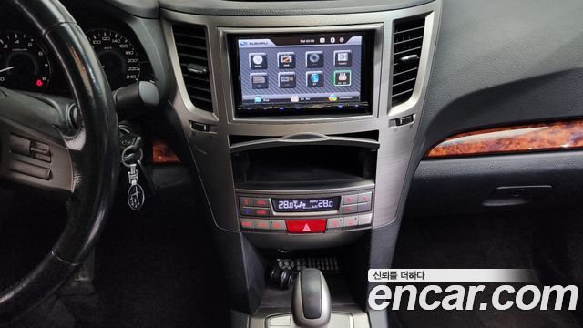 Subaru Legacy 2011 — photo 15