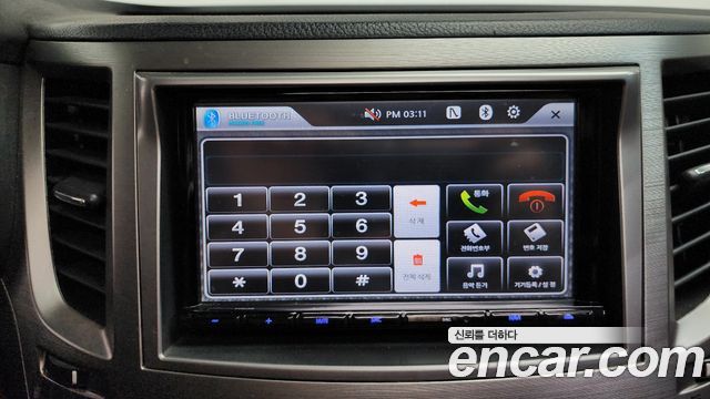 Subaru Legacy 2011 — photo 17