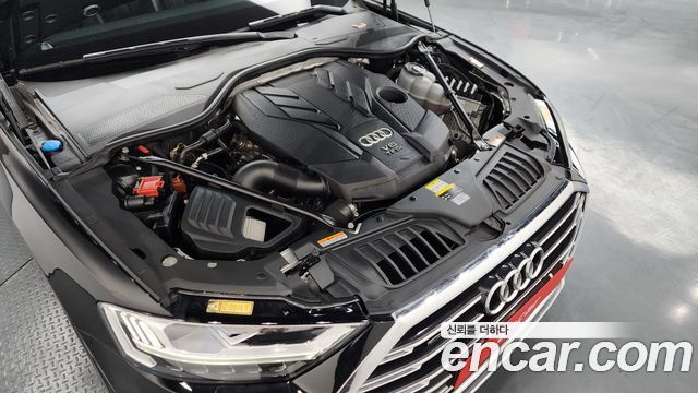 Audi A8 2021 — photo 6
