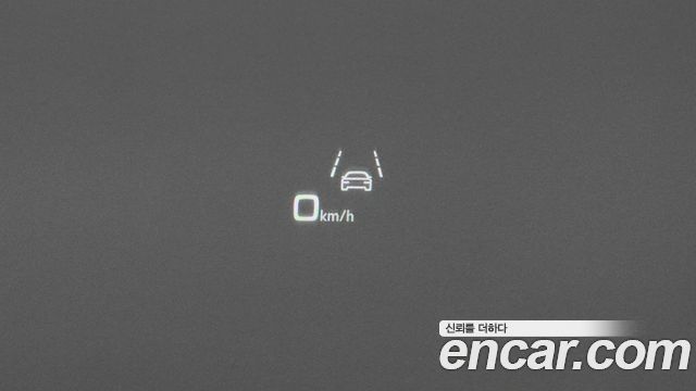 Audi A8 2021 — photo 17