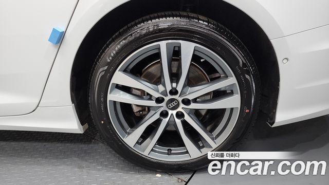 Audi A6 2022 — photo 5