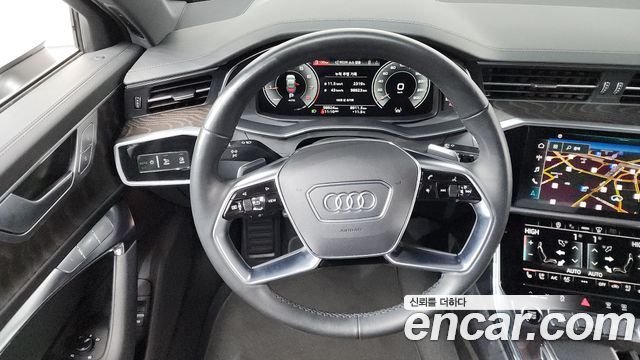 Audi A6 2022 — photo 13