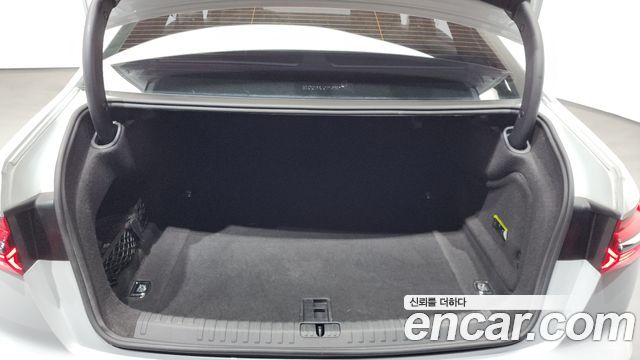 Audi A6 2022 — photo 20