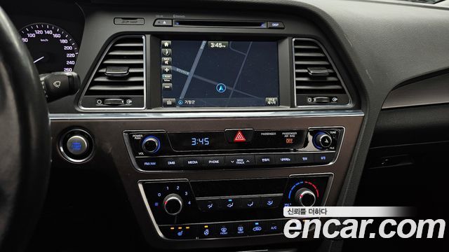 Hyundai Sonata 2017 — photo 16