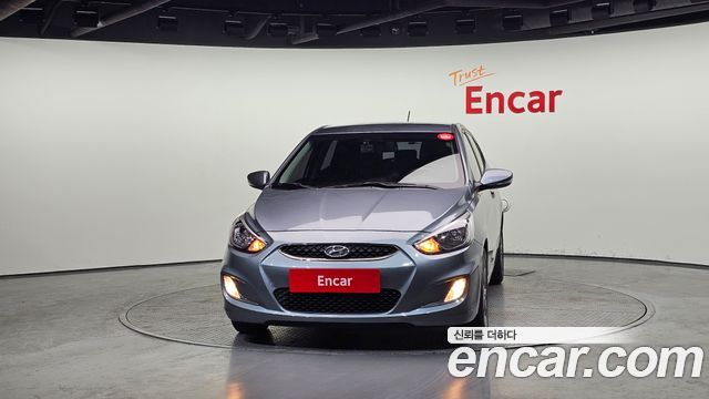 Hyundai Accent 2019 — photo 3