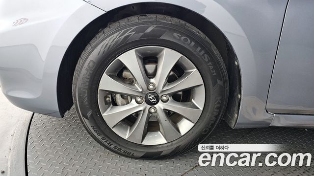 Hyundai Accent 2019 — photo 5