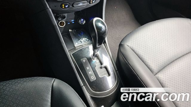 Hyundai Accent 2019 — photo 9