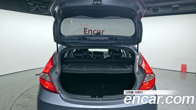 Hyundai Accent 2019 — photo 20