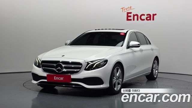 Mercedes-Benz E-Class 2018 — photo 1