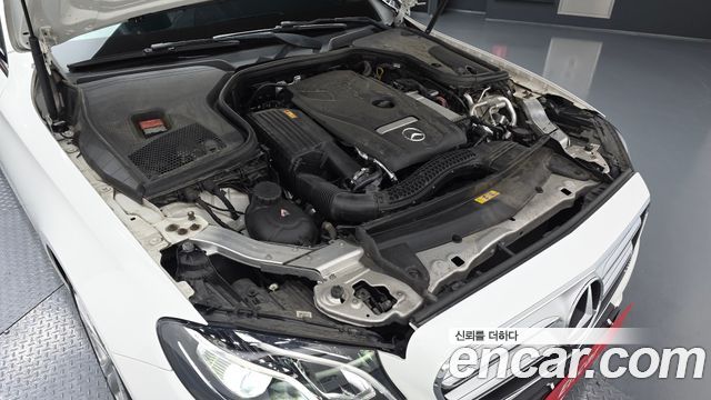 Mercedes-Benz E-Class 2018 — photo 6