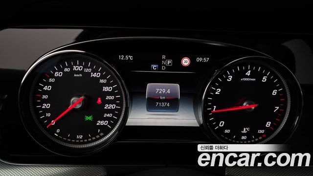 Mercedes-Benz E-Class 2018 — photo 8