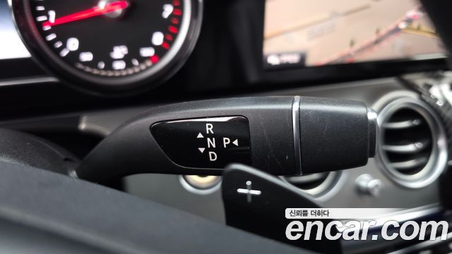 Mercedes-Benz E-Class 2018 — photo 9