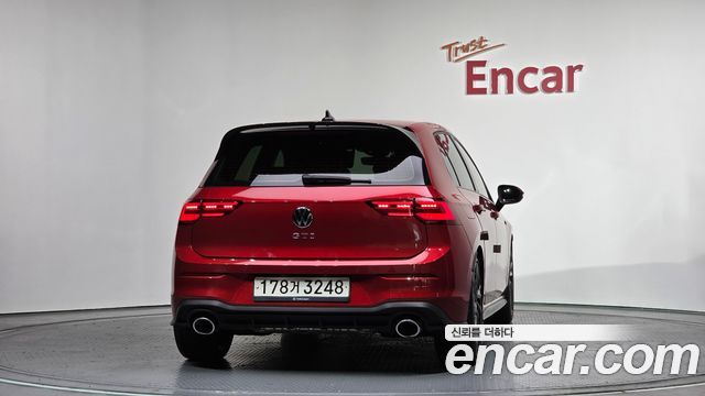 Volkswagen Golf 2022 — photo 4