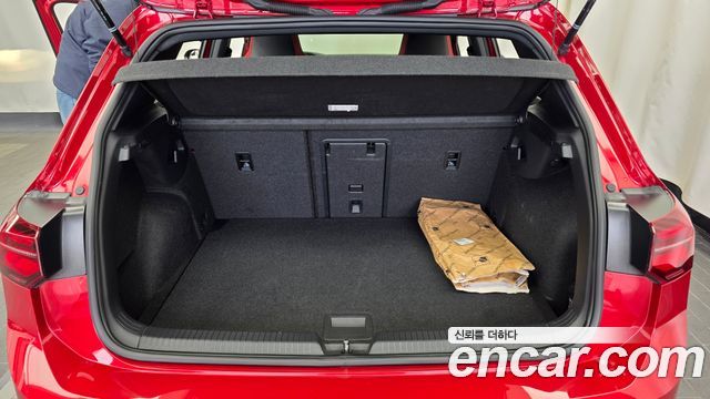 Volkswagen Golf 2022 — photo 20