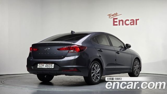 Hyundai AVANTE 2019 — photo 2