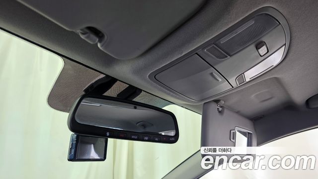 Hyundai AVANTE 2019 — photo 19