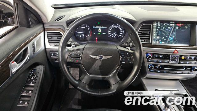 Genesis G80 2017 — photo 13