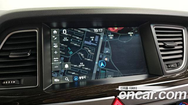 Genesis G80 2017 — photo 15