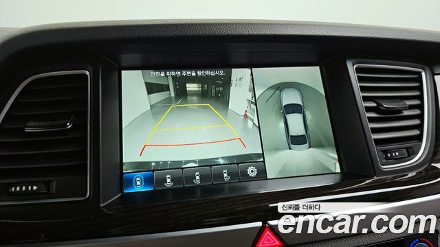 Genesis G80 2017 — photo 16